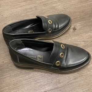 Dorothy Gaynor loafers. Size 7.5